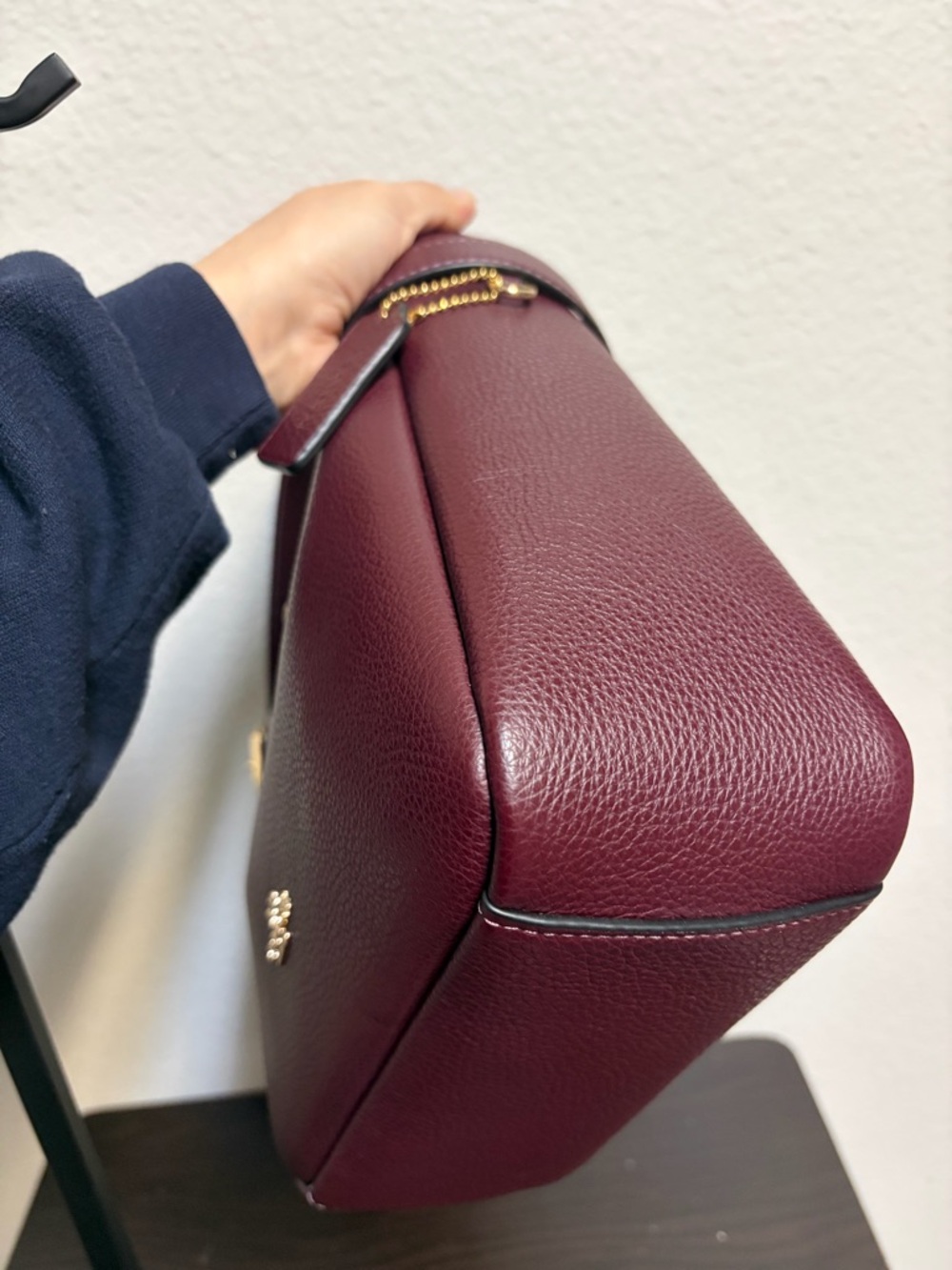 Coach Hadley Convertible Crossbody / Shoulder Bag in Burgundy/Merlot - Picture 9 of 15